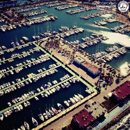Puerto Deportivo Tomás Maestre
